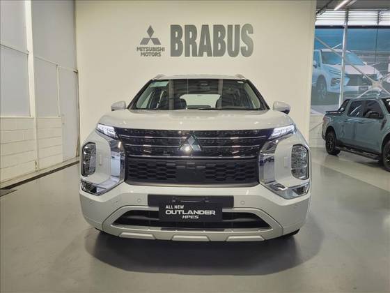 MITSUBISHI OUTLANDER 2.4 PHEV HPE-S S-AWC DHT MITSUBISHI OUTLANDER 2.4 PHEV HPE-S S-AWC DHT